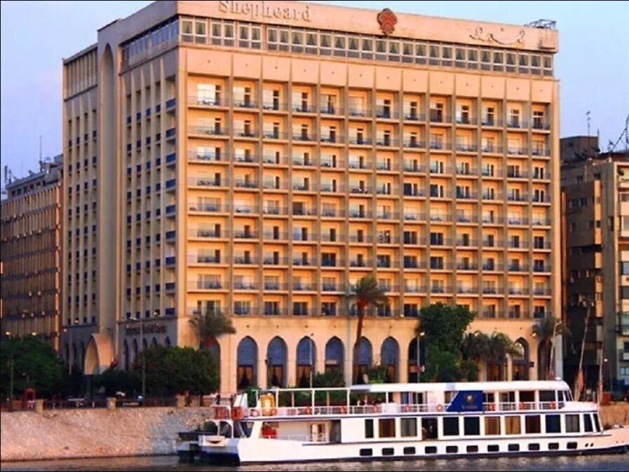 Отель Shepheard Hotel Cairo 5*